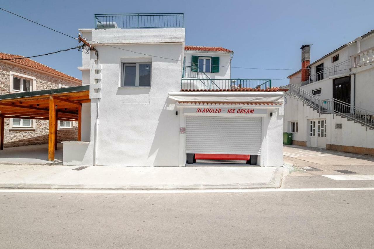 Apartments Nada Tribalj Kültér fotó